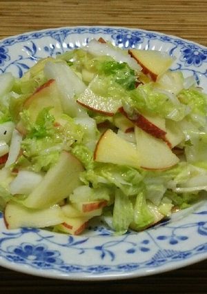白菜とリンゴのサラダ-レシピのメイン写真