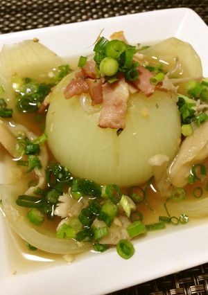 簡単!☆タマネギの丸ごとスープ☆-レシピのメイン写真