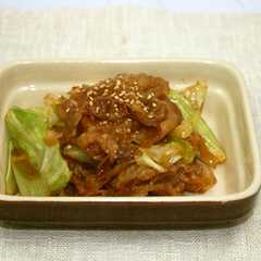 รูปของ 豚肉とキャベツのコチジャン炒め