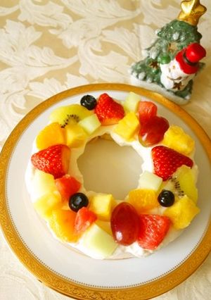バウムクーヘンのXmasリースケーキ-レシピのメイン写真