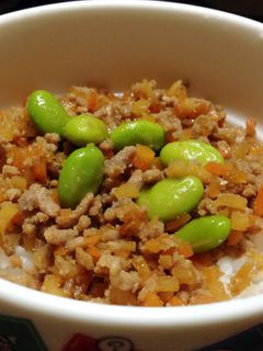 そぼろ丼-レシピのメイン写真