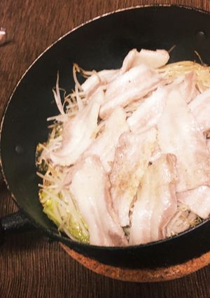 1人暮らし系男子へ 豚肉と野菜の蒸し焼き-レシピのメイン写真