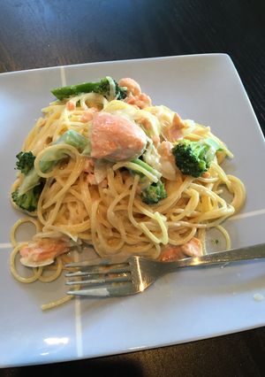 サーモンとブロッコリーのクリームパスタ-レシピのメイン写真
