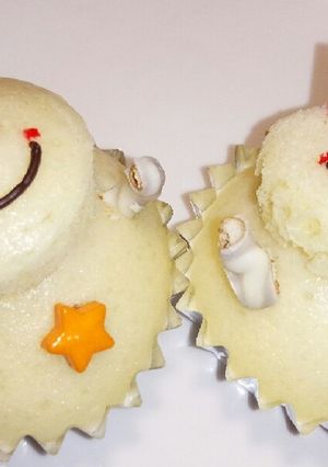 ｸﾘｽﾏｽにふわふわ雪だるま-レシピのメイン写真