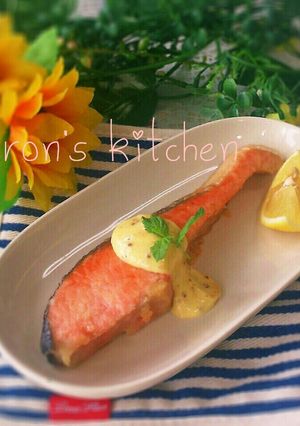 フライパンで簡単♡鮭のムニエル-レシピのメイン写真