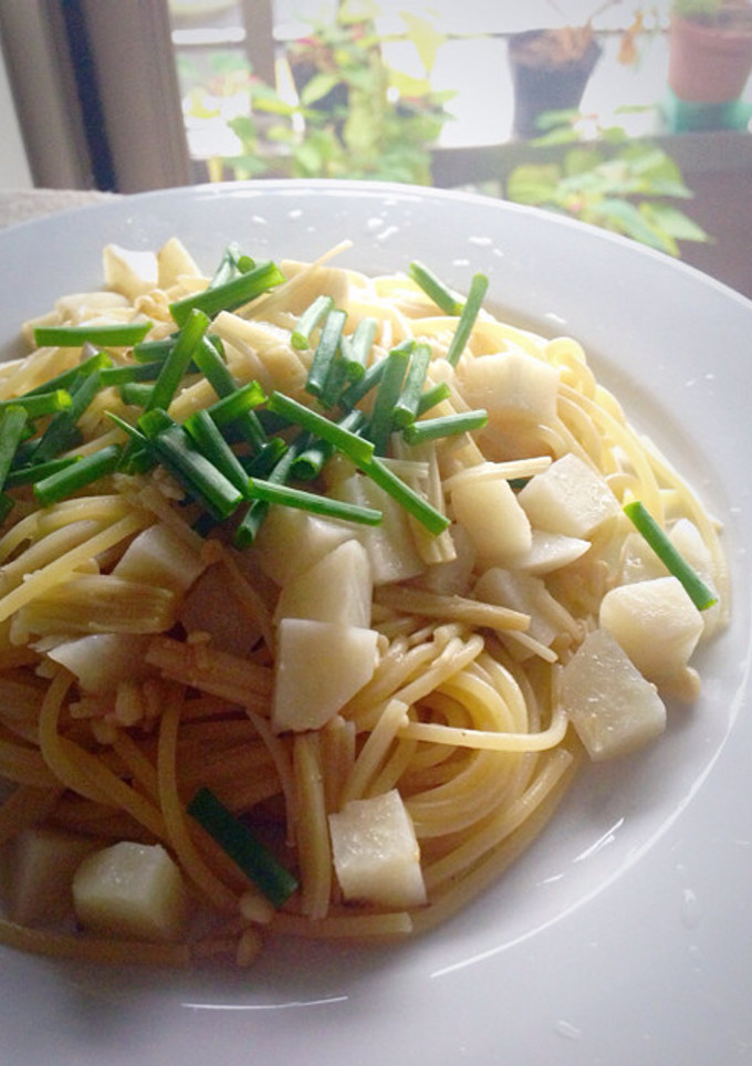 簡単！エノキと里芋の塩パスタ-レシピのメイン写真