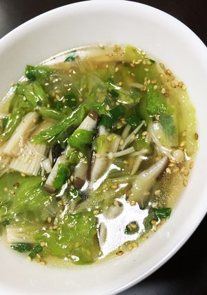 10分!味覇でえのきとレタスの中華スープ-レシピのメイン写真