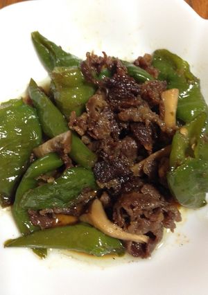 万願寺とうがらしと牛肉の炒め物-レシピのメイン写真