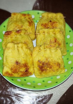 余った餃子のタネでリメイク《油揚げ餃子》-レシピのメイン写真