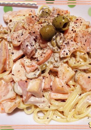 柿の甘みが優しい!柿の柚子胡椒マヨパスタ-レシピのメイン写真