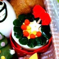 รูปของ ゆで卵クリスマスリース