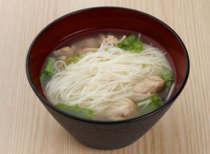 鶏ガラスープでつくる温かいそうめん-レシピのメイン写真