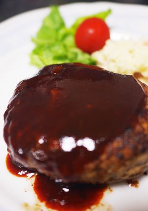 ハンバーグ-レシピのメイン写真