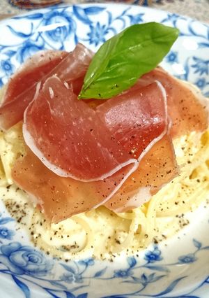 生ハムとクリームパスタの抜群の相性！-レシピのメイン写真