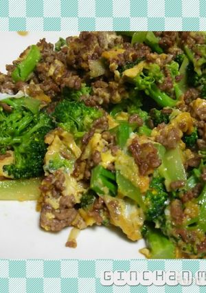 ブロッコリーと挽き肉のオイマヨ炒め-レシピのメイン写真