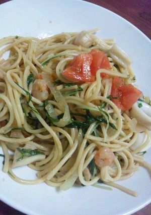 簡単☆水菜とシーフードミックスのパスタ-レシピのメイン写真