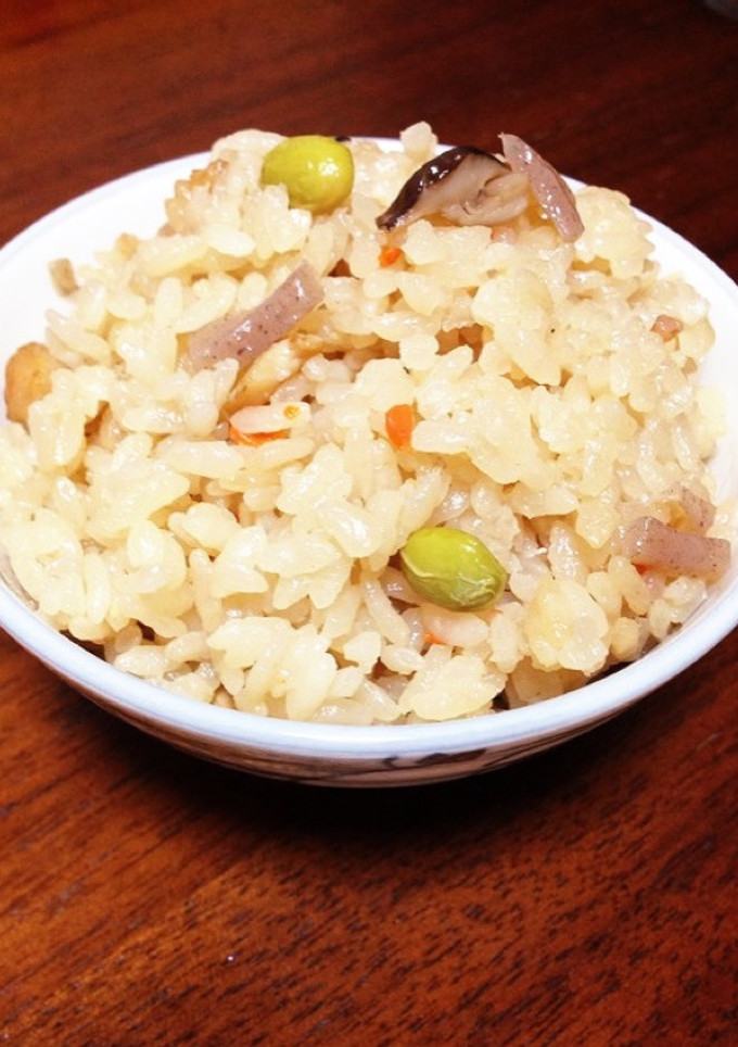 簡単☆うどんつゆでかやく御飯-レシピのメイン写真