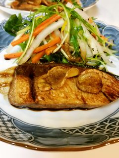 ぶりのフライパン照り焼き 野菜添え-レシピのメイン写真