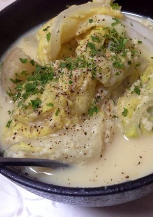 白菜でポカポカ♪豆乳と甘酒の優しいスープ-レシピのメイン写真