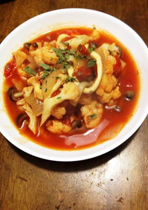 イカとカリフラワーのトマト煮-レシピのメイン写真