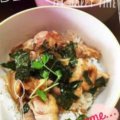รูปของ 最強コラボ♡鳥もも肉と玉ねぎのバター丼♡