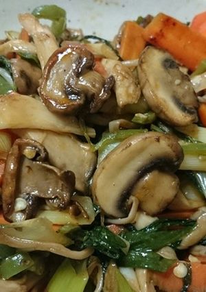 マッシュルームなどのヘルシー野菜炒め-レシピのメイン写真