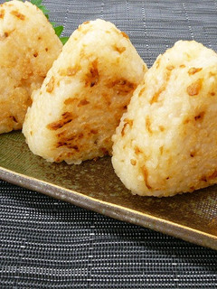 しょうがフレーク焼きおにぎり-レシピのメイン写真