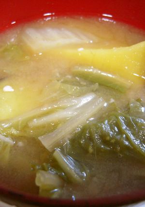 我が家のお味噌汁＊白菜とさつまいも＊-レシピのメイン写真