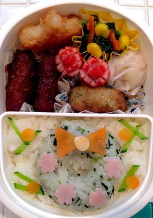 アレンジ◎ クリスマス リース キャラ弁-レシピのメイン写真