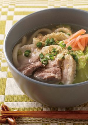 ソーキそば風塩豚うどん-レシピのメイン写真