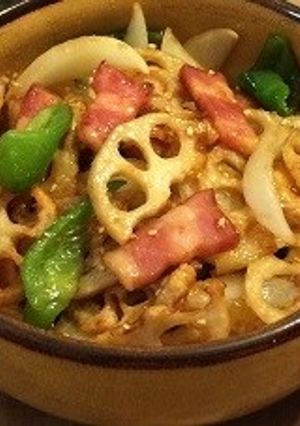 簡単副菜☆蓮根とベーコンのさっぱり炒め-レシピのメイン写真