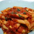 トマトソースのパスタ