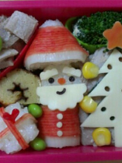 サンタとクリスマスツリー キャラ弁-レシピのメイン写真