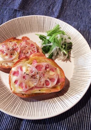 れんこんとベーコンのオープンサンド-レシピのメイン写真