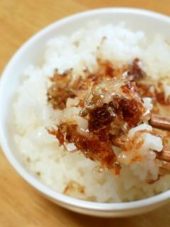 簡単すぎる☆じゃこと鰹節の甘辛ふりかけ-レシピのメイン写真