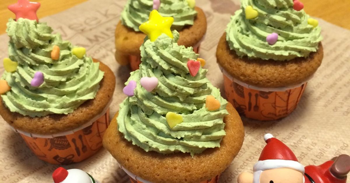 Xmas♡ツリーカップケーキ by ぁき＞ω＜ちゃ 【クックパッド
