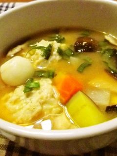 米粉すいとん入り鶏団子お味噌汁-レシピのメイン写真