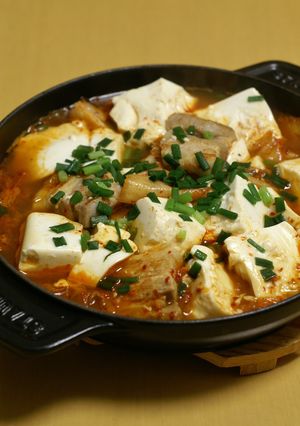 豆腐と豚バラのキムチ煮込み-レシピのメイン写真