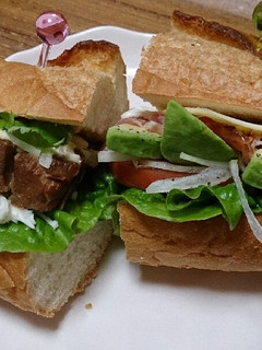 生ハムと豚の角煮のバケットサンド-レシピのメイン写真
