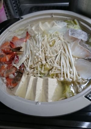 鶏のダシがうまい☆昆布だしの鶏鍋-レシピのメイン写真