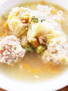 白菜と肉団子ほんだしスープ-レシピのメイン写真
