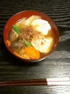 鍋キューブで10分かからないお雑煮-レシピのメイン写真