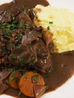 パリのビストロ風鶏肉の赤ワイン煮-レシピのメイン写真