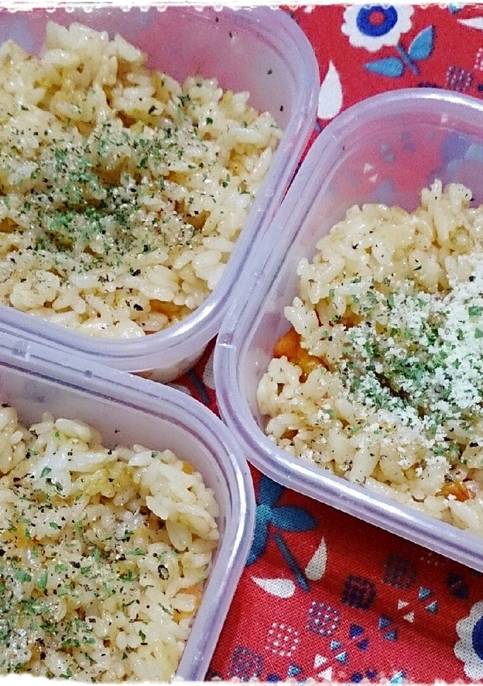 簡単♪トマト丸々どぼ〜ん洋風炊き込みご飯-レシピのメイン写真