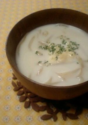 ミルクとチーズのもやしお味噌汁-レシピのメイン写真
