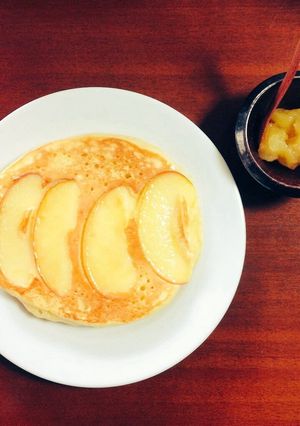 りんごのホットケーキ-レシピのメイン写真
