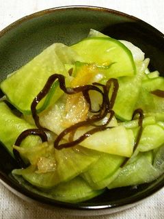 青大根で浅漬け-レシピのメイン写真