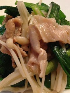 ニラとえのきの炒め物-レシピのメイン写真