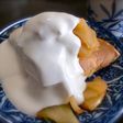 * さっぱり味のヨーグルト生クリーム *