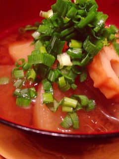 あったまる〜♪大根と竹輪の赤みそお味噌汁-レシピのメイン写真